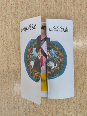 Miniaturka artykułu Uczniowie klasy 7 wykonali lapbooki lekturowe inspirowane utworem „Opowieść wigilijna” Charlesa Dickensa.