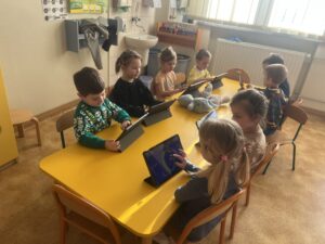 Miniaturka artykułu Cyfrowy uczeń.